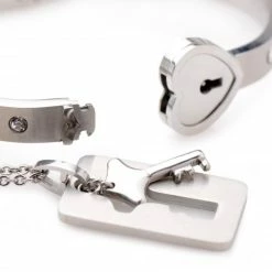 Clothing Accessories Extreme Sex Toys, Bondage, & Fucking Machines | ExtremeRestraintsCuffed Locking Bracelet And Key Necklace 13 Clothing Accessories Extreme Sex Toys, Bondage, & Fucking Machines | ExtremeRestraintsCuffed Locking Bracelet And Key Necklace -SEX TOY SHOP af916 003 1000x668