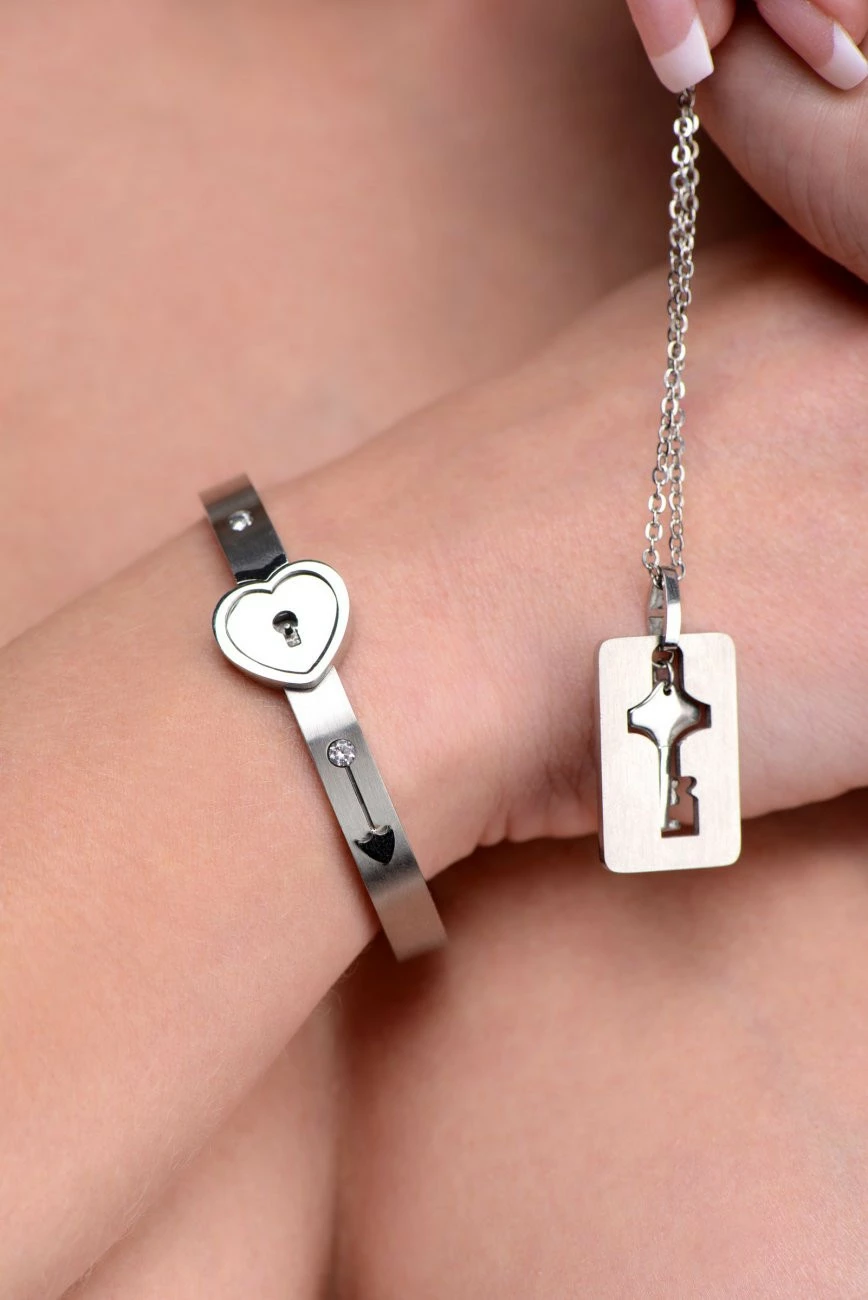 Clothing Accessories Extreme Sex Toys, Bondage, & Fucking Machines | ExtremeRestraintsCuffed Locking Bracelet And Key Necklace 3 Clothing Accessories Extreme Sex Toys, Bondage, & Fucking Machines | ExtremeRestraintsCuffed Locking Bracelet And Key Necklace
