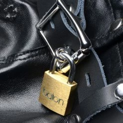 Extreme Sex Toys, Bondage, & Fucking Machines | ExtremeRestraintsLocking Vampire Gloves -SEX TOY SHOP ag700 007 868x1300